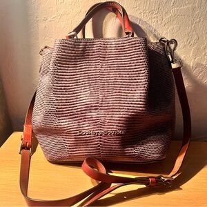 Dooney & Bourke Embossed Lizard Medium Barlow
